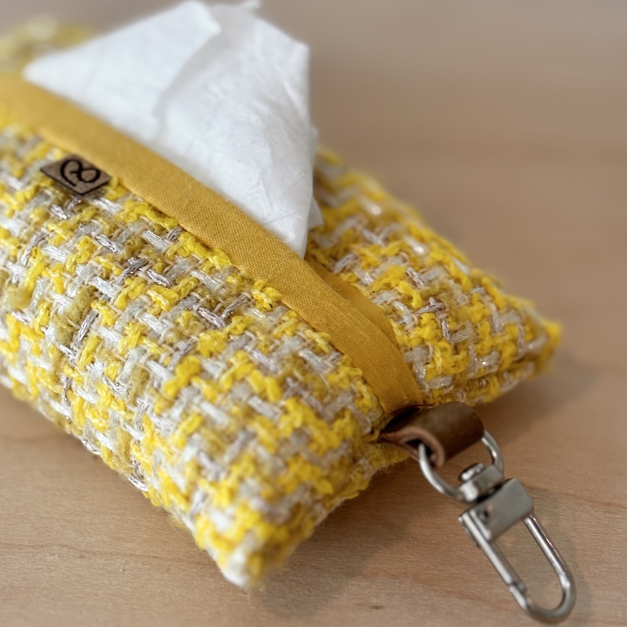 Pocket Tissue Holder - Cher